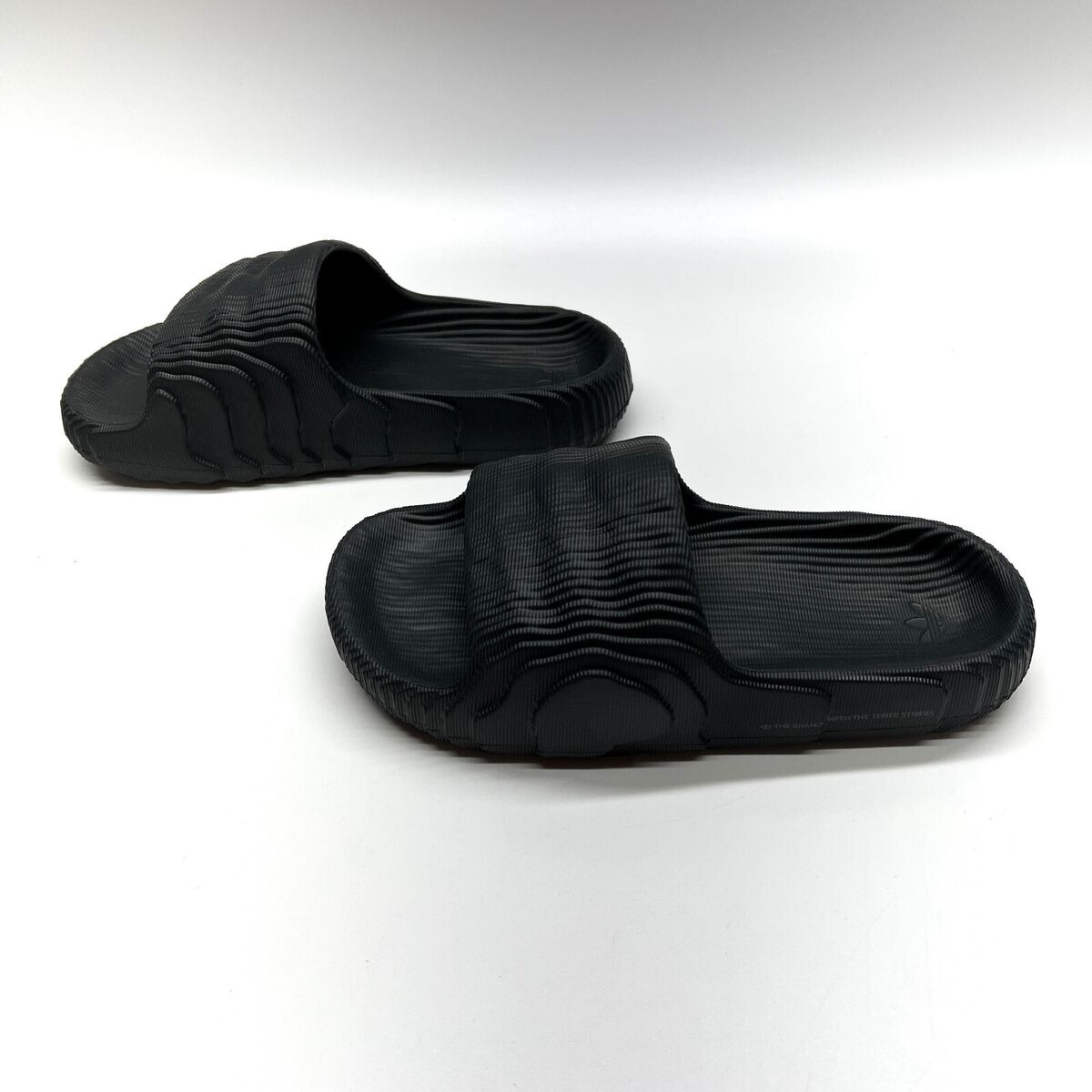 Adidas Adilette 22 GX6949 Carbon Black Slides Sandals Shoes Adidas Adilette 22 GX6949 Carbon Black Slides Sandals Shoes