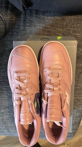 New Balance 550 Men’s Size S Size 7.5 Pink /Pink Rose New With Box New Balance 550 Men’s Size S Size 7.5 Pink /Pink Rose New With Box