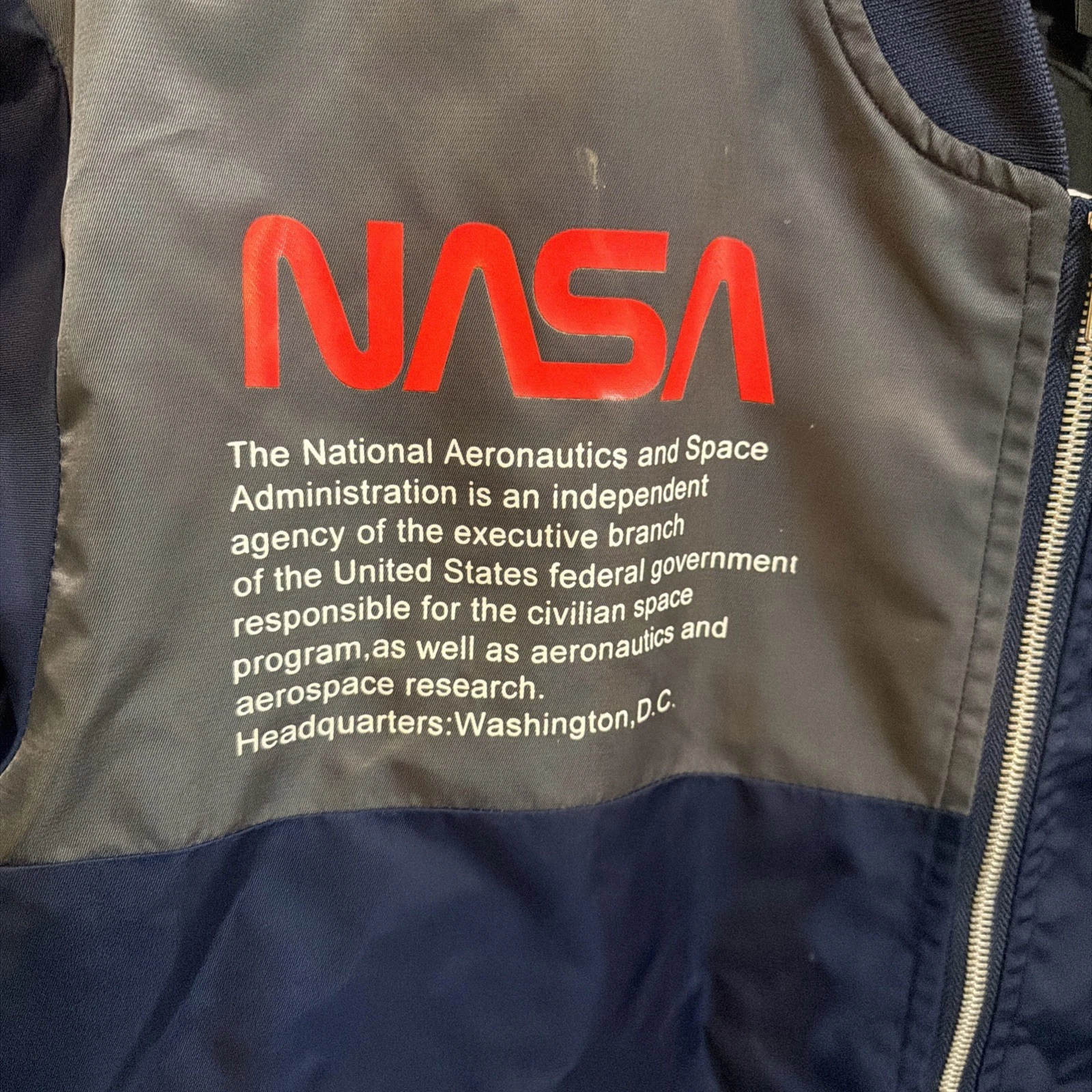 ASSTSERIES NASA Bomber Jacket Black Flight Jacket Space Logo Mens Medium Costume - product detail image 2