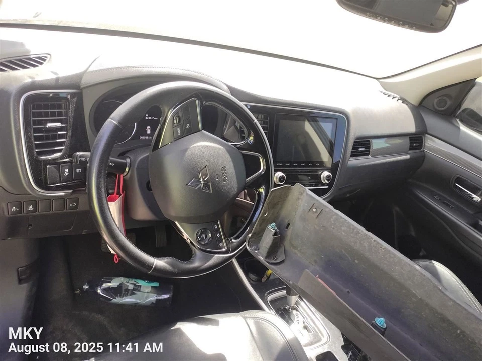 MONTAJE PALANCA DE CAMBIOS TRANSMISIÓN MITSUBISHI OUTLANDER 2020 Foto 4 de 4