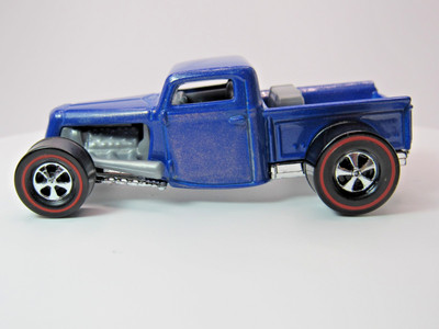 Matchbox 35 Ford, pick up with added redlines