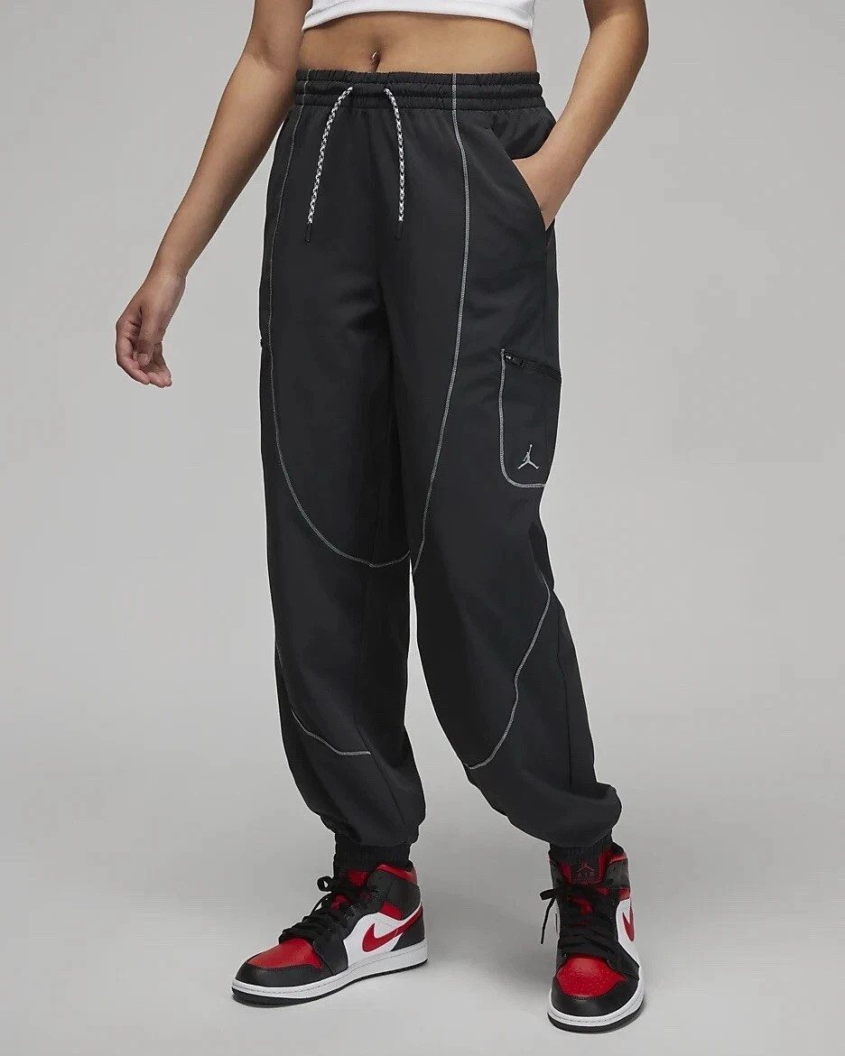 NIKE JORDAN SPORTS TUNNEL PANTS WOMENS SIZE XS (FB4659 010) BLACK