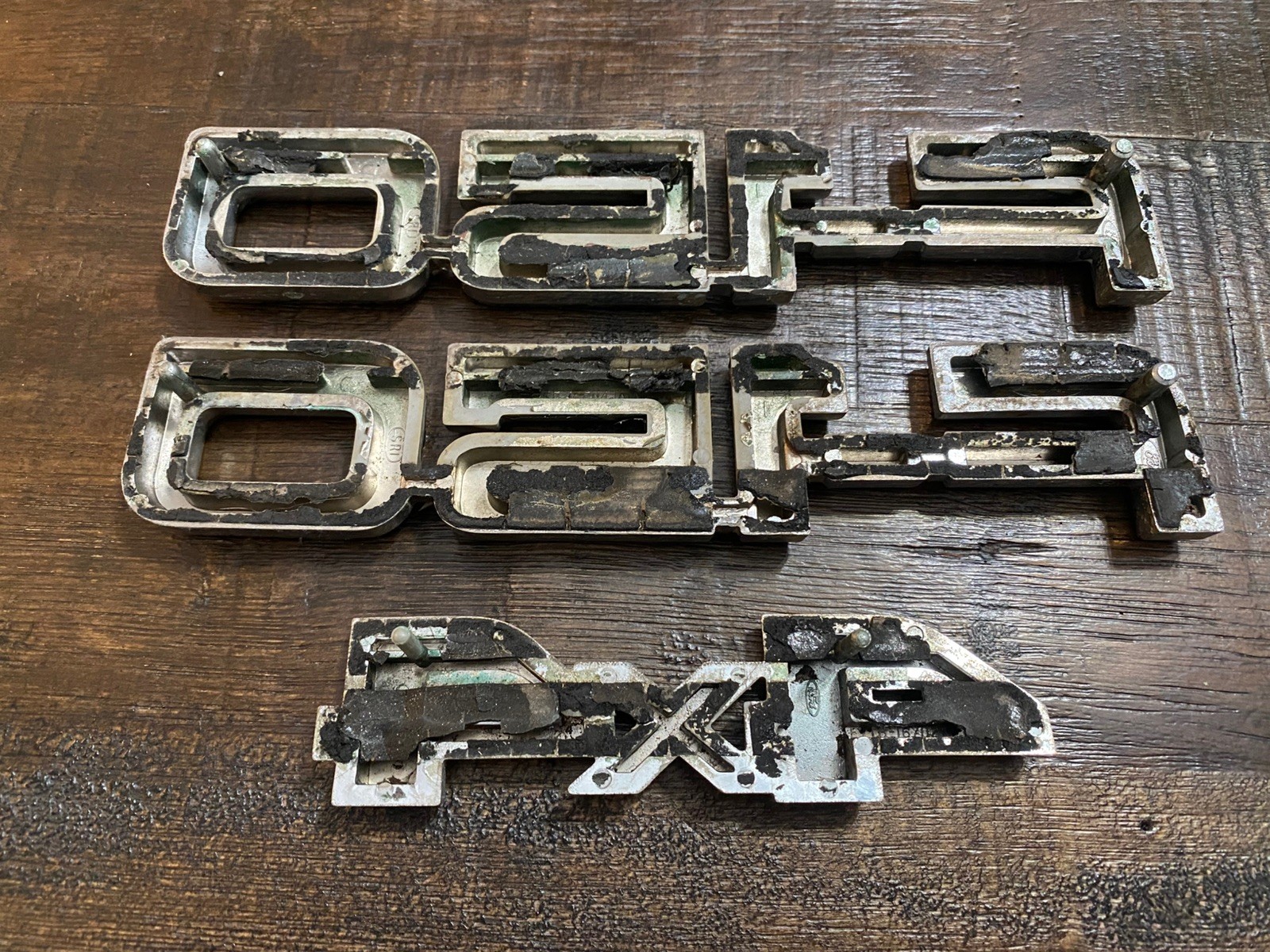 1987-1991 Ford Truck F150 Fender Emblem Trim Badge 4x4 87-91 F-150 