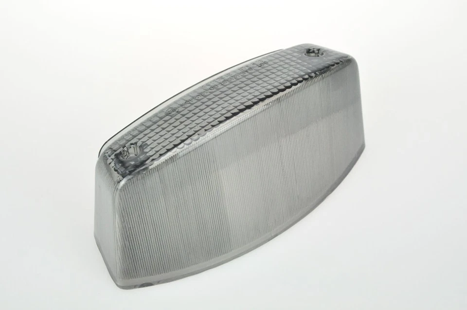 Lente de luz trasera compatible con Ducati Monster 400/600/620/695/750/800/900/1000/S2R/S4R Smoke Foto 3 de 4