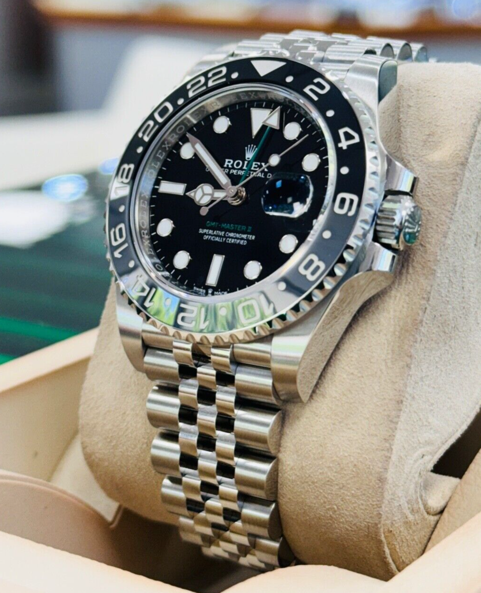 Rolex GMT-Master II Bruce Wayne Jubilee 126710 GRNR Watch Rolex GMT-Master II Bruce Wayne Jubilee 126710 GRNR Watch