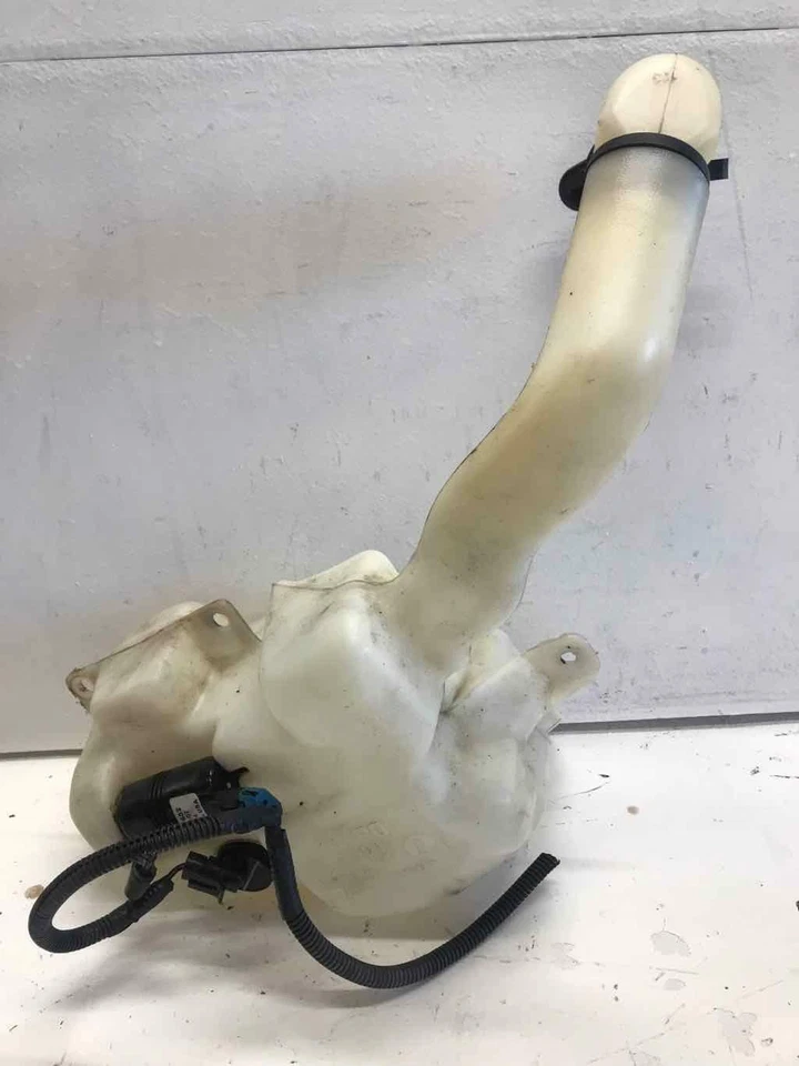 1998 - 2003 PONTIAC GRAND PRIX Windshield Washer Reservoir Bottle Tank Used - Image 3 of 4