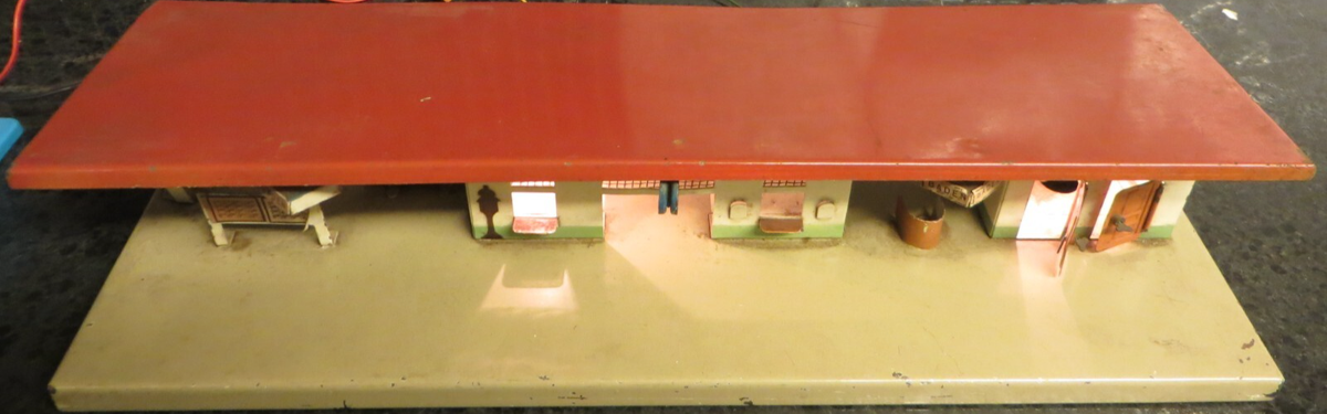 KIBRI gare échelle 0 Ho ? tôle lithographié made in U.S ZONE GERMANY