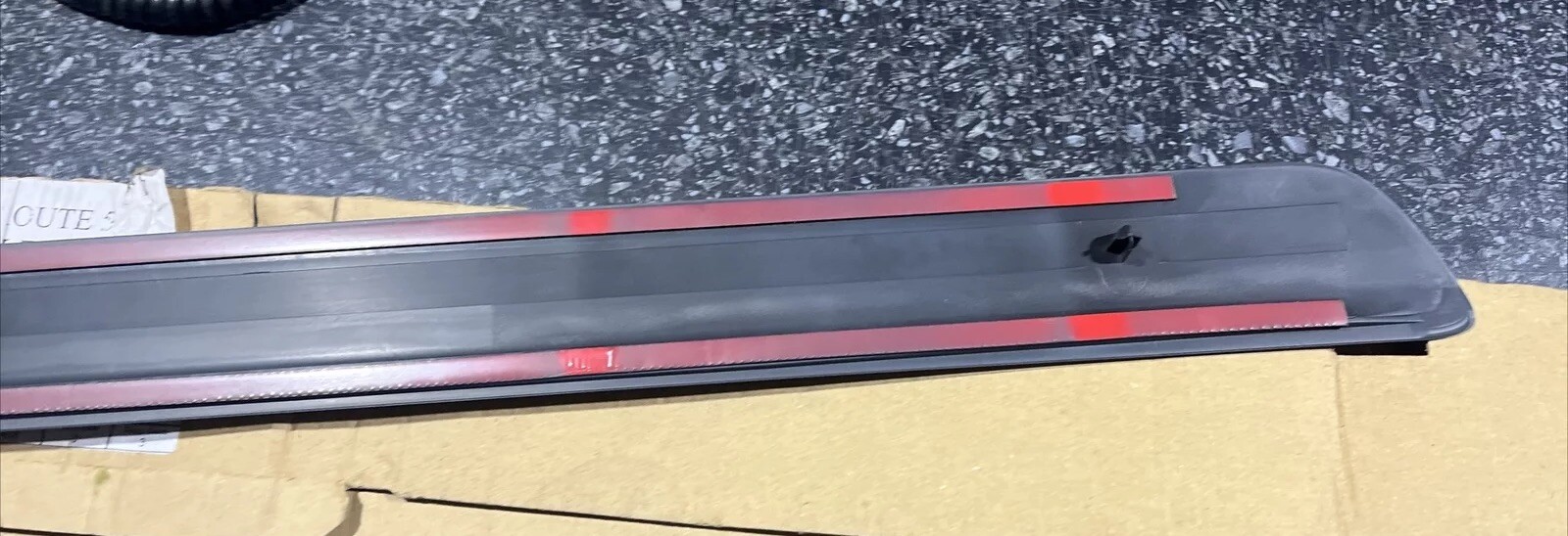 Genuine Volvo Body Side Molding 39987447 - Volvo S60 Side Moulding (Left Side) image 3
