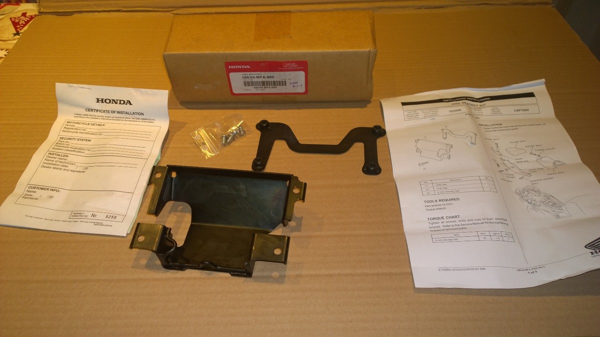 じ CBF1000 New Genuine Honda HISS BRACKET KIT Including Paperwork