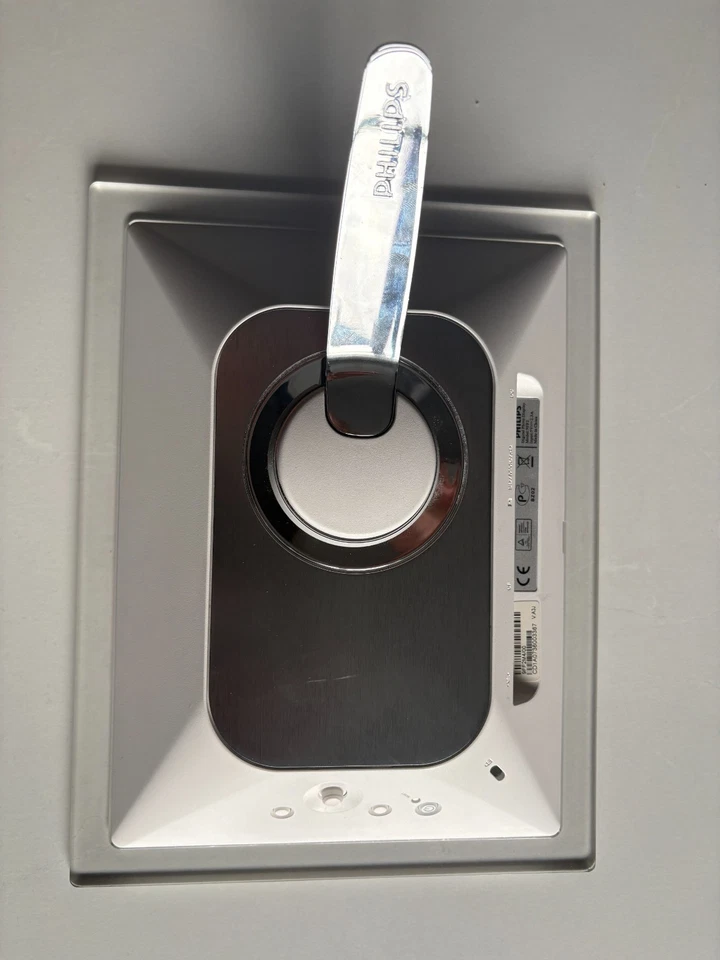 Philips 9FF2CWO 9” Digital Picture Frame - Never been used - no box - EU plug - Image 4 of 4