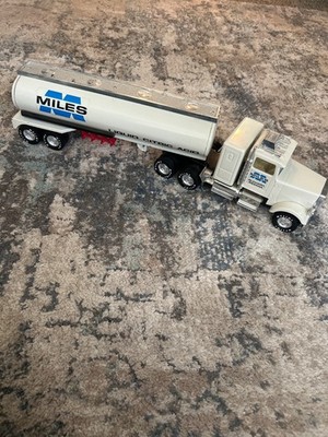 ナイリントNylint El Tigre Limited 大型トレーラーミニカー Nylint