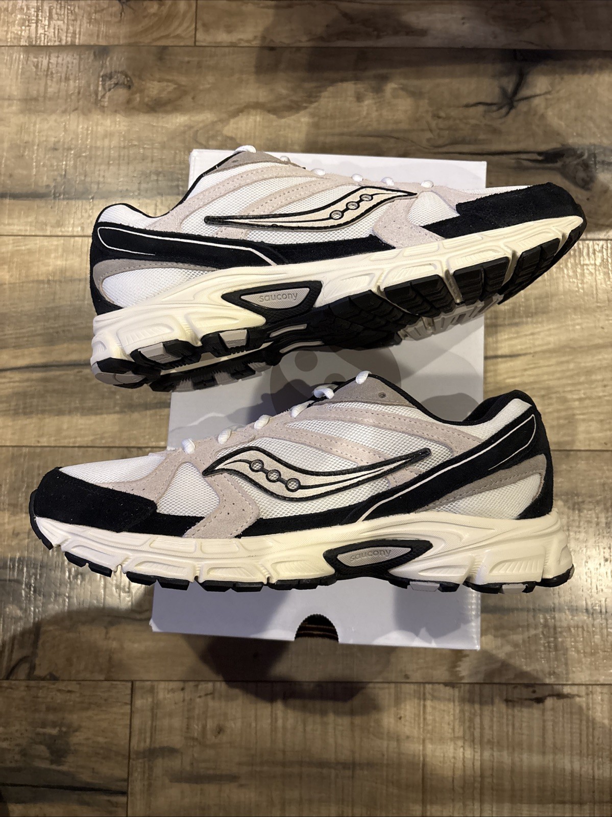 Saucony Ride Millennium Men's White/Black Running Shoes