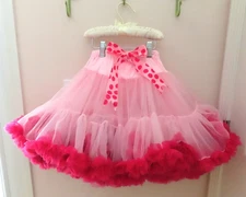 EUC BOUTIQUE OOPSY DAISY BABY Girls' Size 4-6 Pink Magenta Tutu w Front Bow