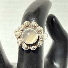 VINTAGE STERLING SILVER SIZE 5.75 GEMSTONE FLOWER DESIGN RING 925