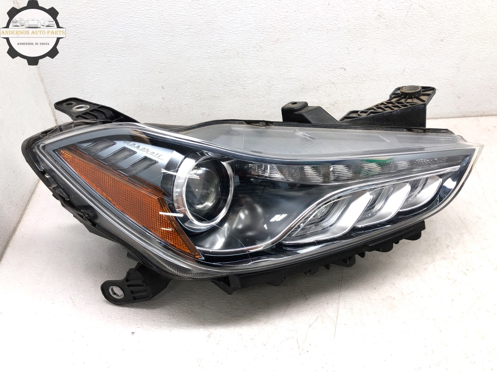 2014-2018 MASERATI GHIBLI RIGHT PASSENGER FRONT HEADLIGHT HEADLAMP XENON HID OEM