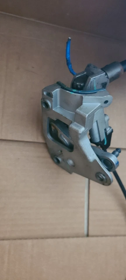 2000-2006 Toyota Tundra Sequoia Gear Shifter Selector Lever W/ Overdrive OEM - Image 3 of 4