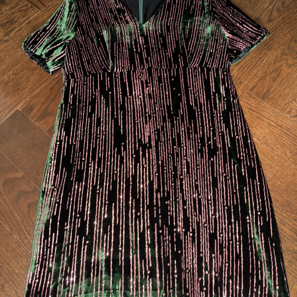 Women's Escada Green Velvet Pink Glitter Short Sleeve Dress High Waist Size 40 - Image 4 of 4