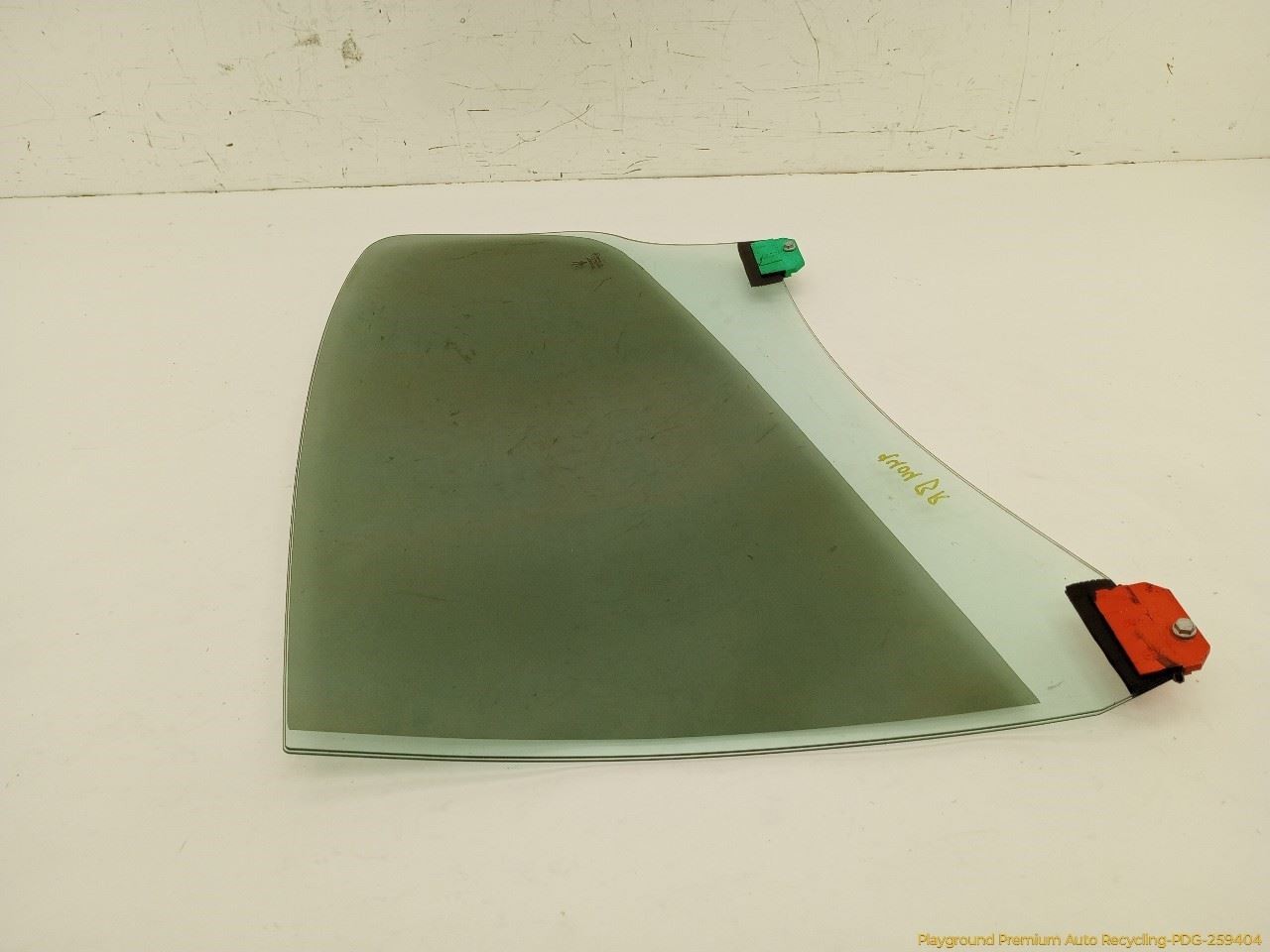 Maserati Quattroporte S 2003-2012 Rear Right Door glass