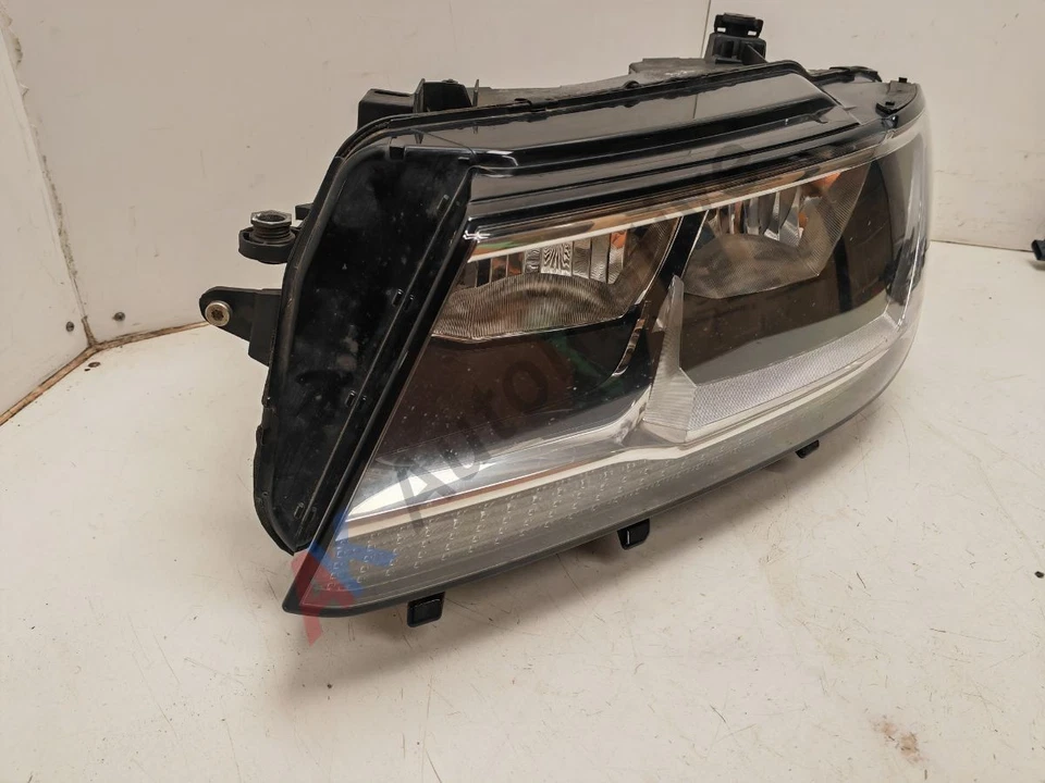 VW Tiguan MK2 AD 16-19 Halogen Headlight Headlamp Left Passenger 5NC941005B - Image 2 of 4