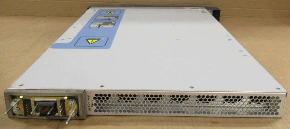 Fujitsu Primergy BFa40 Processing Blade AMD Opteron 875@2.2GHz S26361-K1061-V512 - Image 2 of 4