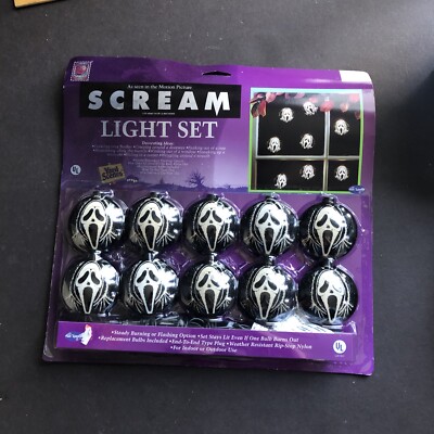 Fun World Scream Ghost Face Plug In String Light Set Halloween Decoration 10pc