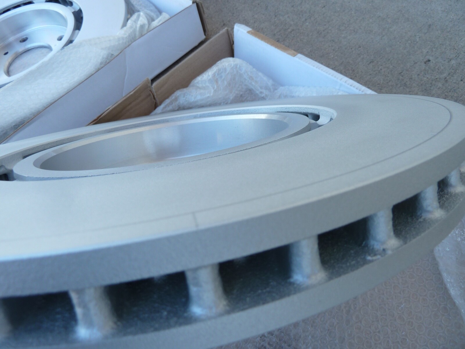 NEW ASTON MARTIN RAPIDE REAR ROTORS BRAKE STEEL DISC 