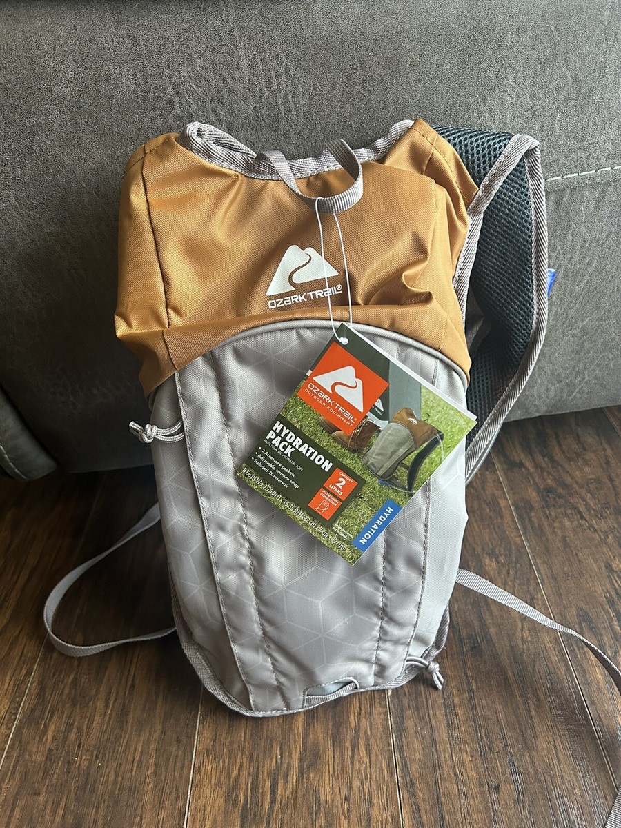 Ozark Trail Adult Liter Hydration Backpack, Brown-gray
