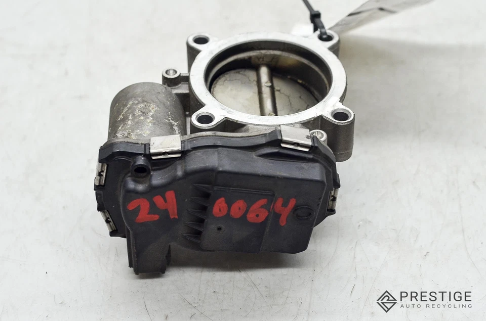 2015-2017 CHRYSLER 200 THROTTLE BODY OEM - Изображение 3 из 4