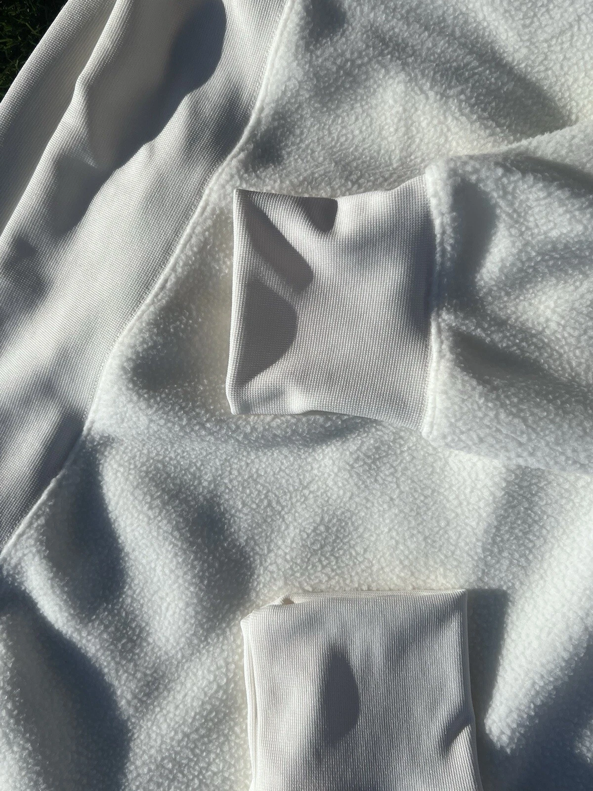 OFF WHITE Felpa con cappuccio oversize in peluche Nike NSW Sportswear Essentials taglia $90 DX6420 133