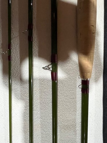 Custom built 7'6" 4pc. 4wt. fiber glass fly rod. Med/fast Olive E-Glass blank. - Picture 4 of 6