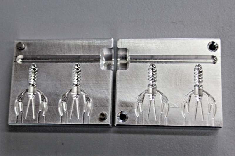Aluminum soft bait mold - 1 .5" Baby Crawfish - 2 cavity