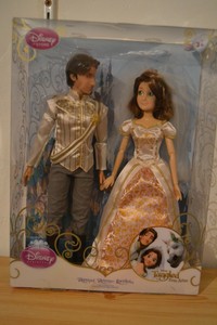 Disney Rapunzel Wedding Doll Set Raiponce Et Flynn Marie Coffret