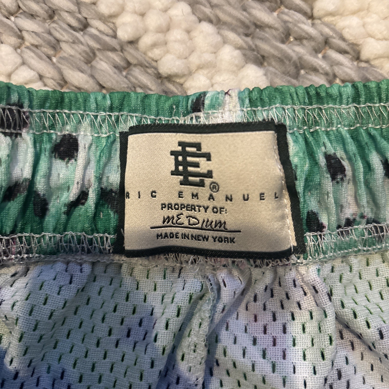 Eric Emanuel Men’s Basic Shorts Medium Butterfly … - image 3