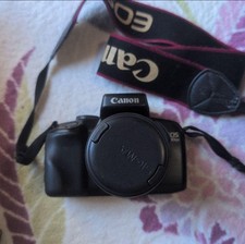 Canon EOS 700QD Camera with Sigma 70-210mm Lens Excellent Condition