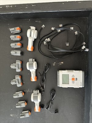 Lego mindstorms nxt 2.0 Complete Set Of Intelligent Brick, Motors, And Sensors 