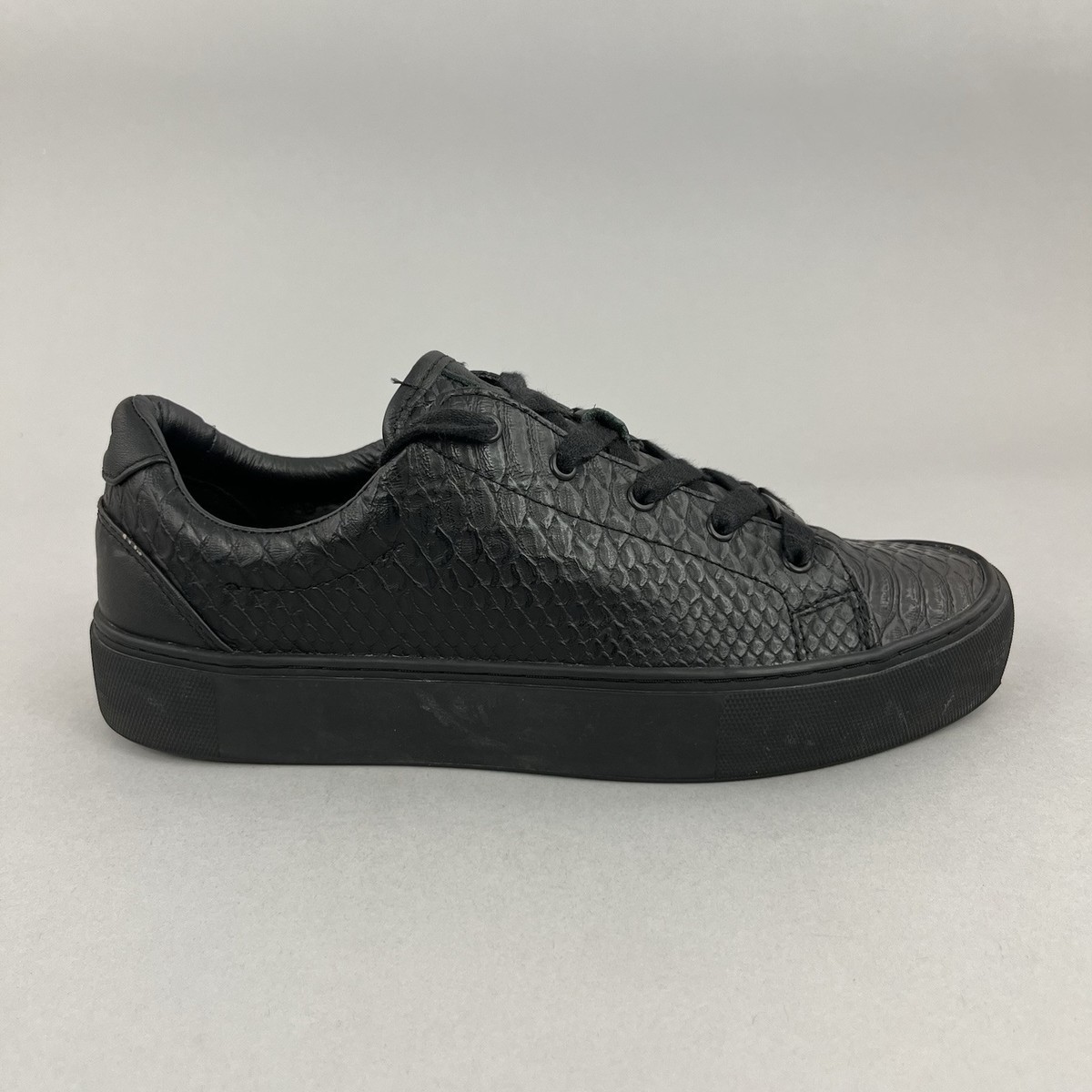 Zilo Leather Trainers Ugg Zilo Black Trainers UGG Zilo Black