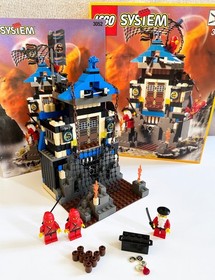 LEGO 3052 ʕ&bull;̫�&bull;ʔฅ Ninja Fire Fortress - CASTLE NINJA, 100% complete in BOX, 1999