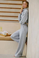 AIo Yoga Cropped Serenity Coverup Serenity Wide Leg Sweatpant Suit Accolade Sets