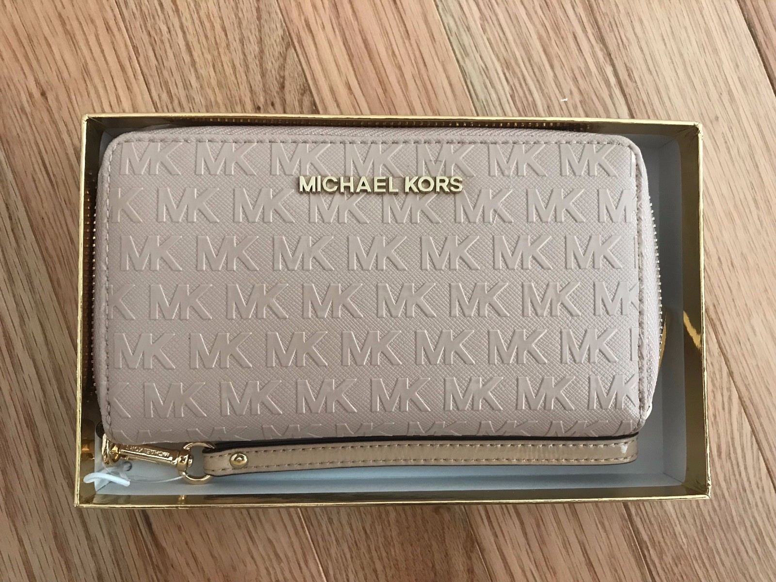 Michael Kors Giftables Jet Set Large Flat MF PHN Case Wallet 