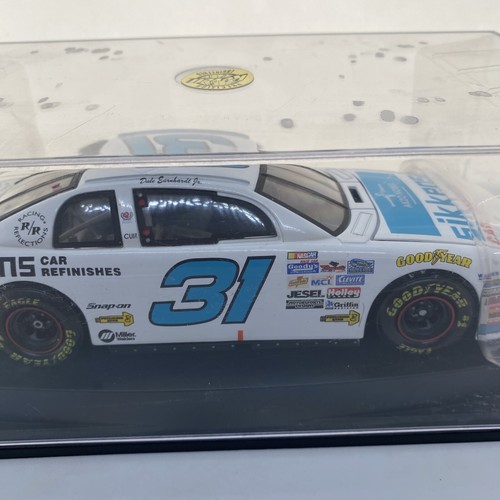 DALE EARNHARDT JR-------1998 #31 SIKKENS MONTE CARLO 1:24 SCALE Revell - Picture 12 of 18