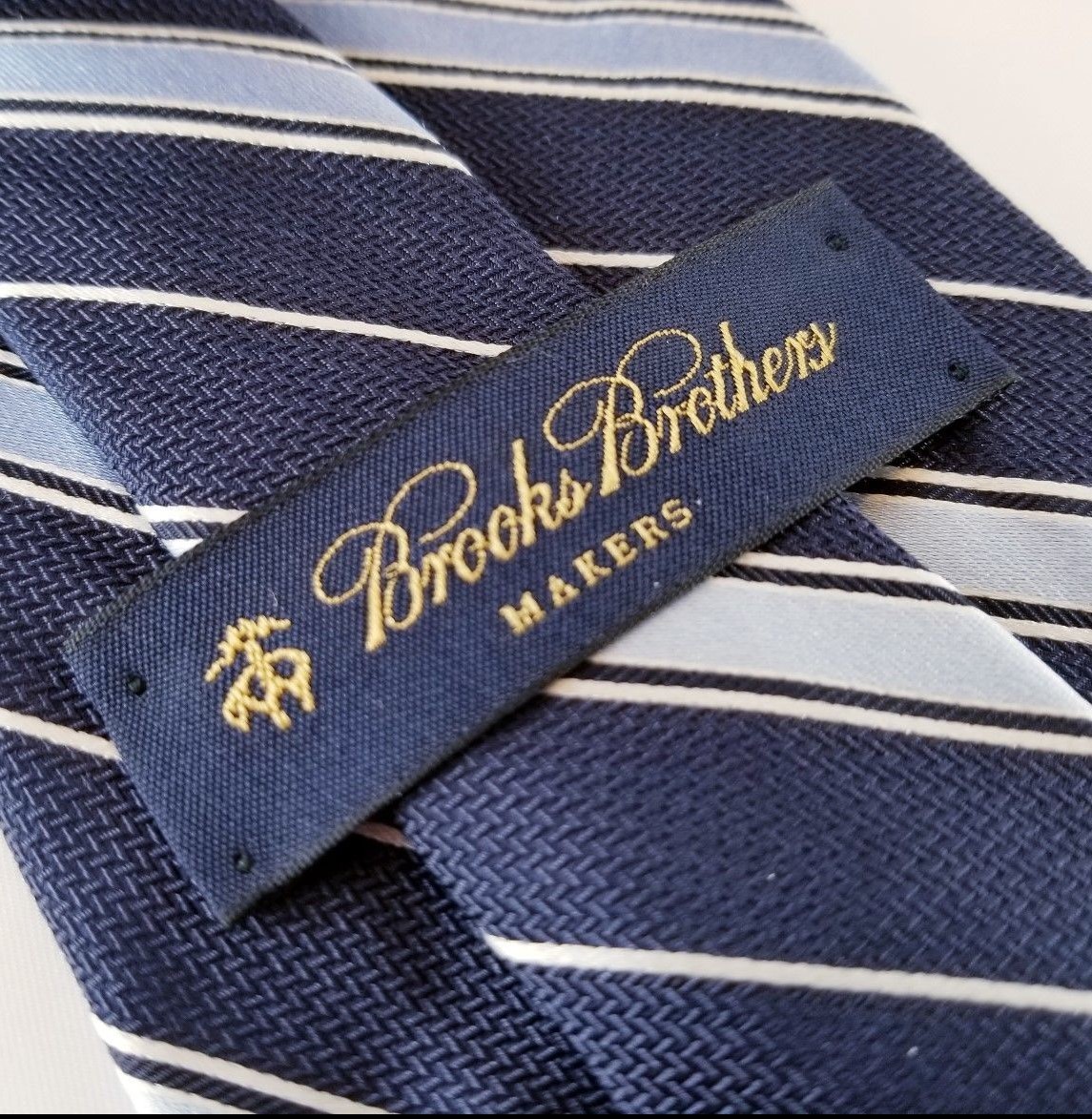 BROOKS BROTHERS Makers 58 Blue & Silver Striped Silk Mens Tie Made in