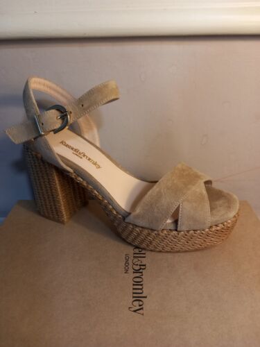 Russell & Bromley Topform Tan Suede Sandals/heels Womens Size EU 40/ UK 7 - Picture 1 of 5