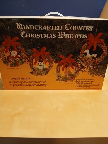 1987 Handmade Christmas Wreaths Ornaments