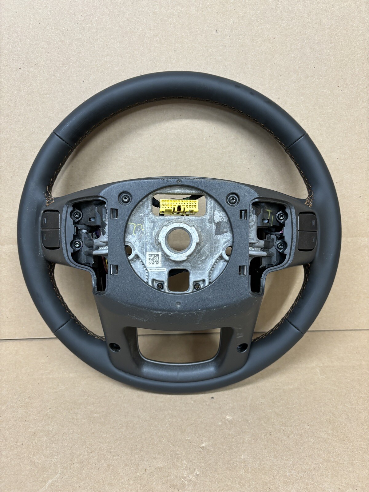 OEM GMC SIERRA 1500 2500 3500 HD 19-23 STEERING WHEEL JET BLACK  