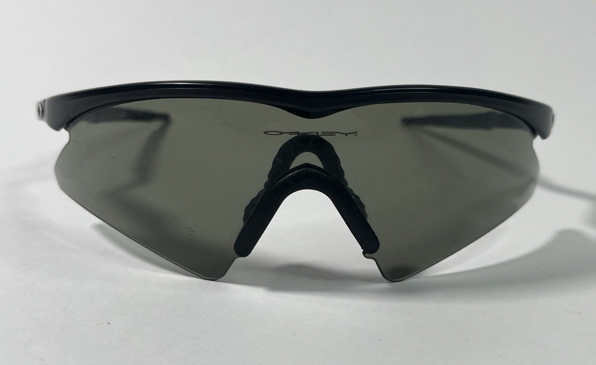 90’s OAKLEY 初期 MFrame Mumbo ハードケース付 OAKLEY M FRAME 1994 GEN 2 BLACK W GREY STRIKE WHITE ICONS