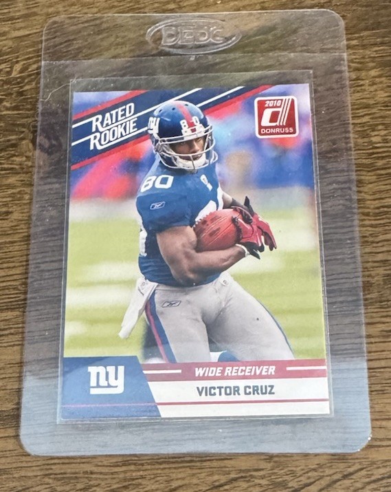 2010 Donruss Rated Rookie Box Set Victor Cruz Non Auto Rookie Card #100! Giants