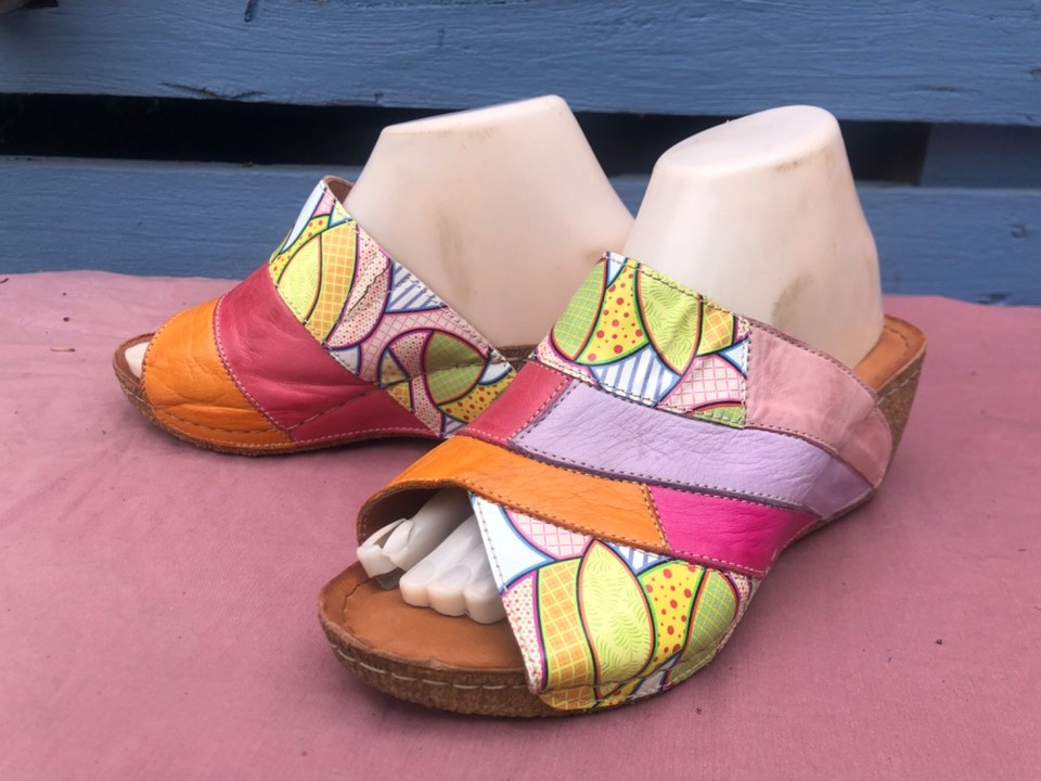 PAVERS PINK/ORANGE/GREEN LEATHER & LINED SLIP ON WEDGE HEELED SANDALS-SZ 39/8 VG