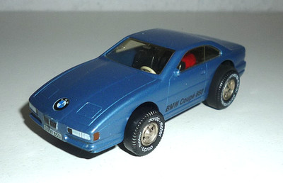 DARDA MOTOR / MODELLAUTO / BMW 850 i / blau / #290#