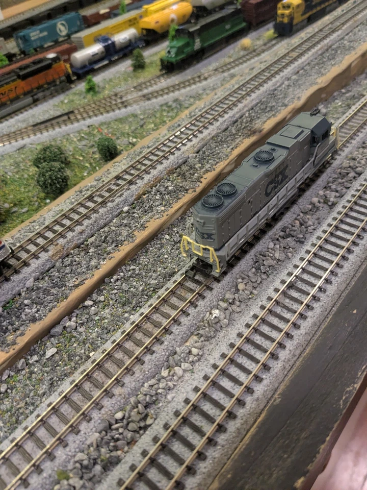 DCC LIFE-LIKE, N SCALE, CSX, GP38 DIESEL LOCO RD #6638 W/ORG CASE - Image 3 of 4