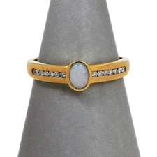 PRE-OWNED 9CT GOLD OPAL & DIAMOND RING SIZE O.5